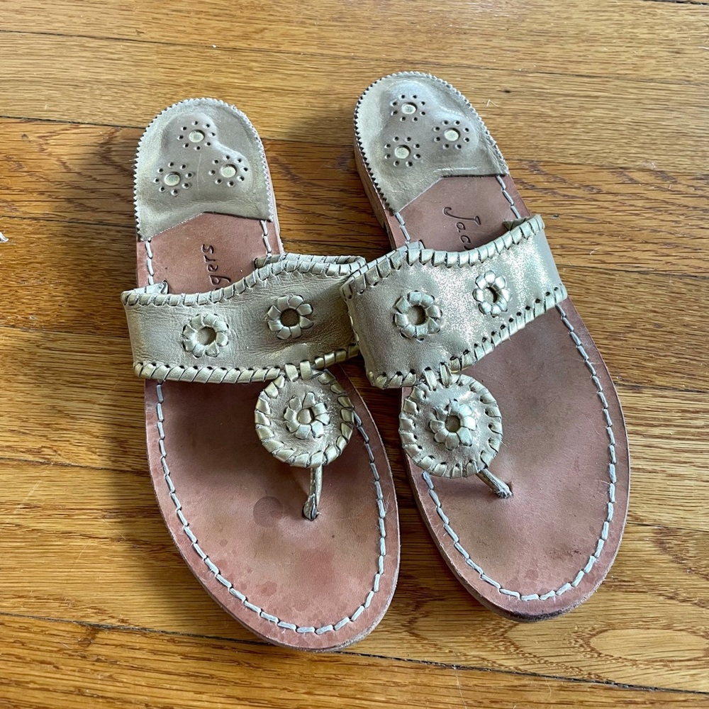 FREE SHIPPING 💛Jacks Flat Sandal in Platinum